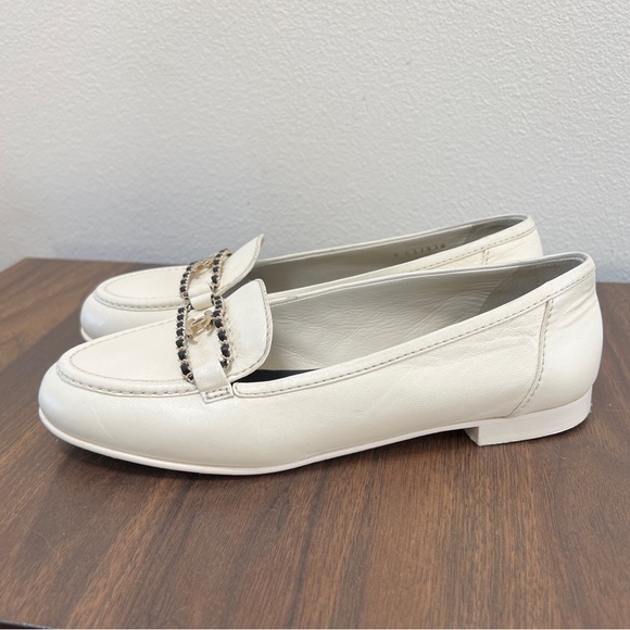 Auth Chanel White Classic CC Logo Loafers , Size 37.5 - PreLoved - Picture 11 of 13